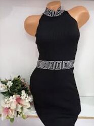 Чорна сукня