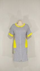 Женский трикотажный халат на молнии с карманами