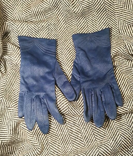 Женские перчатки в классическом стиле