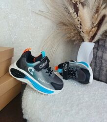 Дитячі кросівки для хлочика Clibee 28