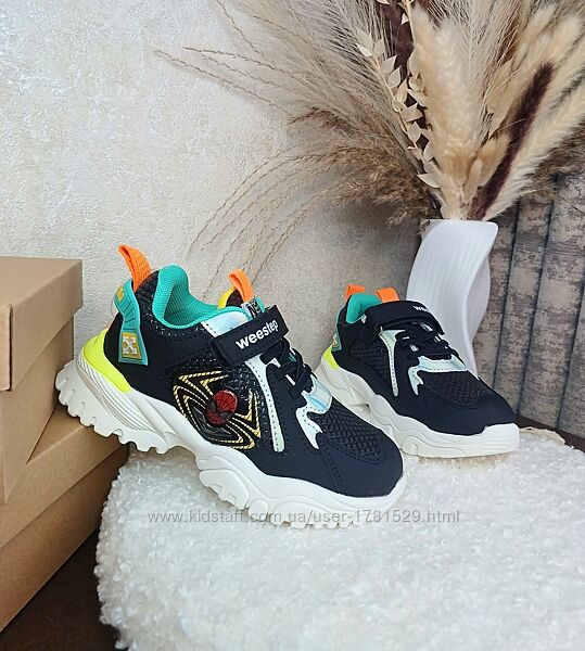 Дитячі кросівки Weestep для хлопчика 30 з павуком