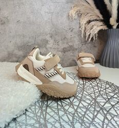 Дитячі кросівки для дівчинки хлопчика 22 24