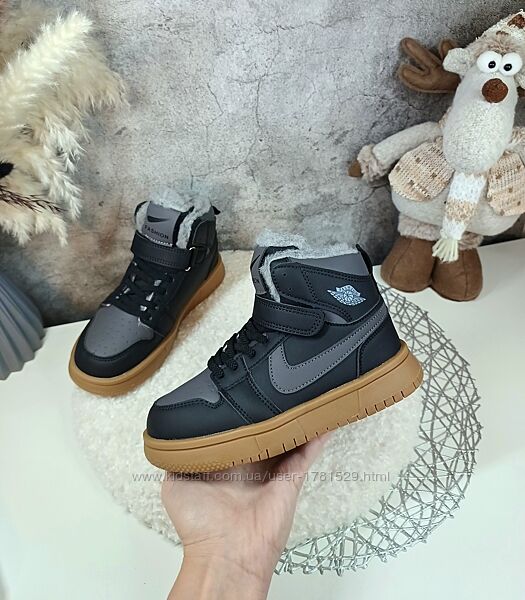 Дитячі зимові кросівки хайтопи для хлопчика 34 35 37 черевики 