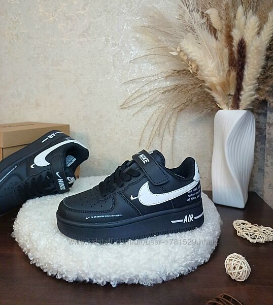 Дитячі кросівки Nike для хлопчика 33 38 39