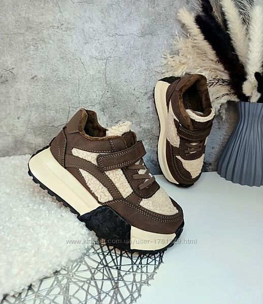 Дитячі демісезонні кросівки для дівчинки 33