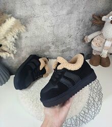 Дитячі зимові уггі кросівки чоботи для дівчинки хлопчика 32 33 34 35 36 37