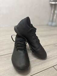 Сороконіжки adidas predator