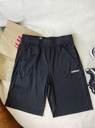 Оригинал Шорты Adidas р. XL на 15-16лет