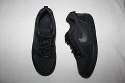 Кроссовки фирмы Nike 38 размера по стельке 24,5 см.