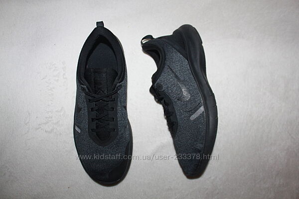 Кроссовки фирмы Nike 41 размера по стельке 26,5 см.