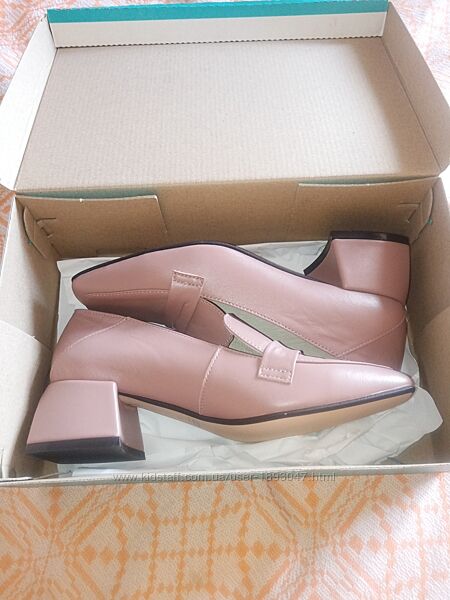 Продам туфлі жіночі