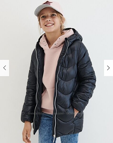 Reserved нова стьобана курточка дівчинці р.110, буде на 4-5 р