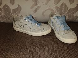 Кроссовки от superfit