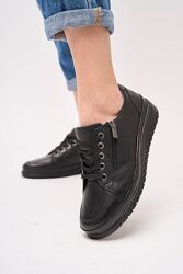 шкіряні туфлі оксфорди на дівчинку 36 розмір