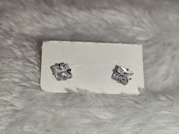 Серьги для пирсинга пусеты гвоздики штанги с камнями с  бриллиантами 