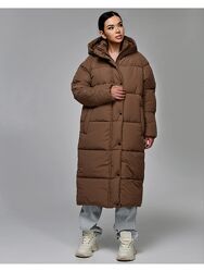 Жіночий зимовий пуховик 