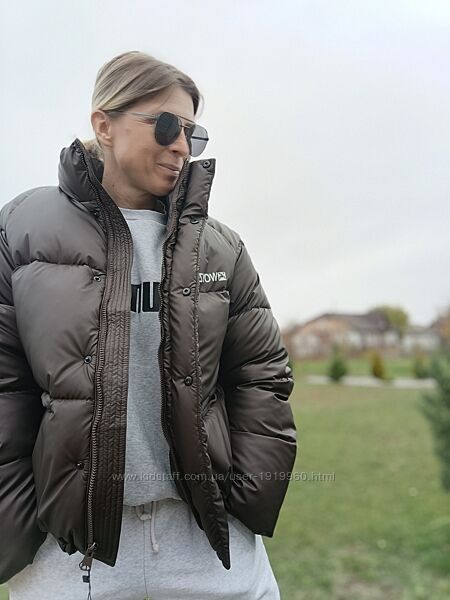 Жіноча зимова куртка 