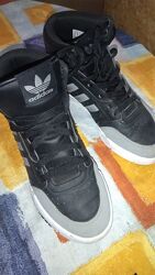Кросівки adidas 38 розмір демісезонні