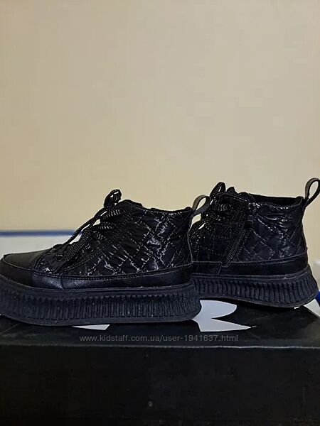 Чобітки демісезонні для дівчинки