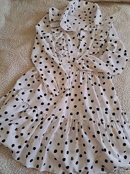 Плятячко біле у чорний горошок