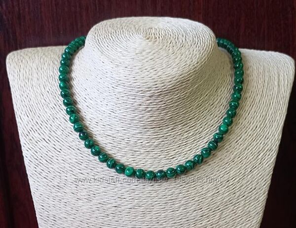 Чокер на шею Малахит и Кахолонг.