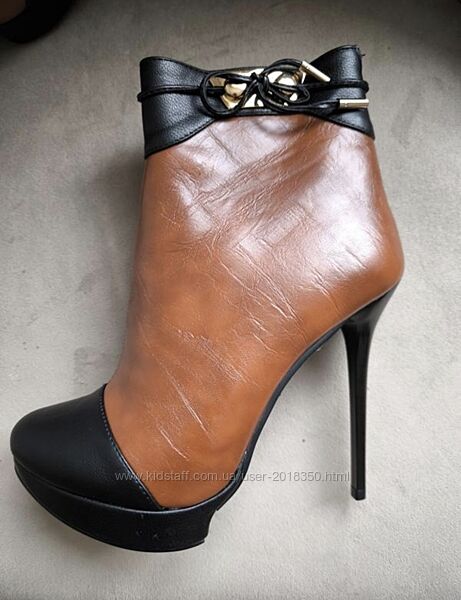 Ботильйони шкіра кожа шпилька 37 сапожки черевички демосезон каблук 50