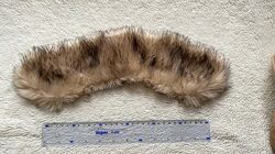 Комір зі штучного хутра світлий