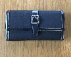 Чорний великий гаманець картхолдер