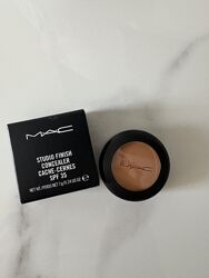 Хайлайтер пудра тональні MAC Clinique, Make up
