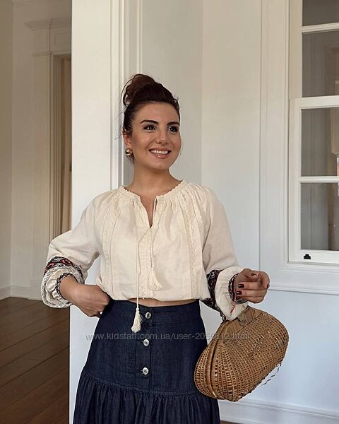 Вишиванка бежева з мережкою