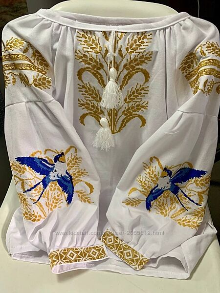 Вишиванка для дівчинки з ластівками і колосками