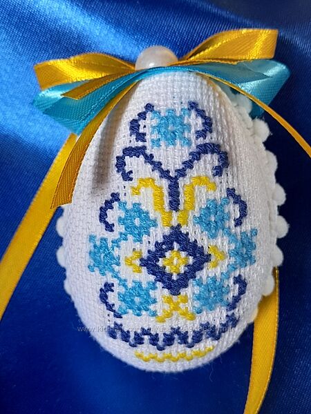 Писанки вишиті патріотичні