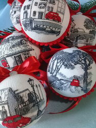 Іграшки новорічні