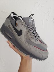 Легендарні кросівки Nike Air Max 90