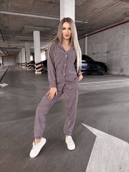 Женский вельветовый брючный костюм в расцветках рр 42-50