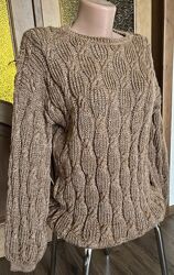 Жіночий светр ручної роботи 