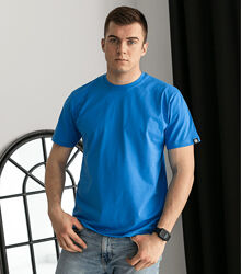 Чоловіча однотонна футболка