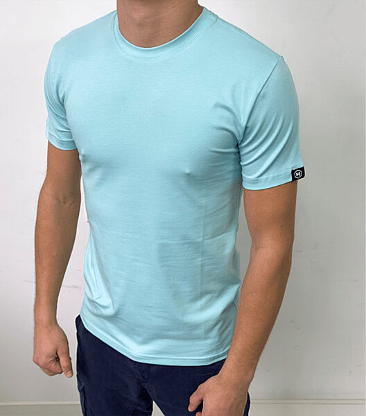 Чоловіча однотонна футболка