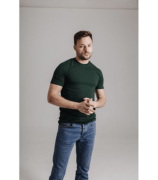 Чоловіча футболка великих розмірів