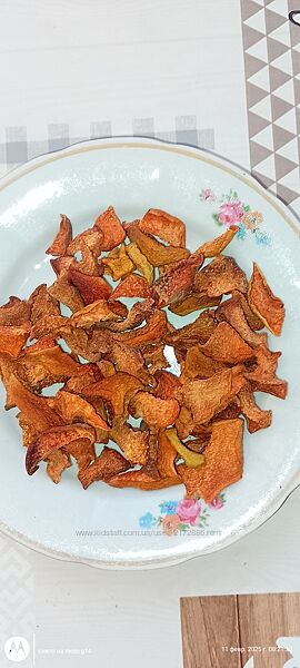 Сухофрукти  айва, агрускрижовник, смородина 