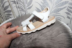 Clarks босоніжки 17.4 см устілка