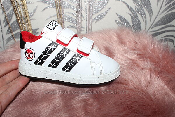 Adidas кросівки 15.5 см см устілка