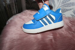 Adidas кросівки 15.5 см устілка