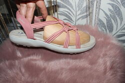 Skechers босоніжки 25.5 см устілка