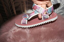 Clarks босоніжки 22.8 см устілка