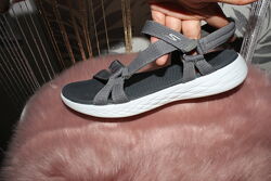 Skechers босоніжки 24.4 см устілка