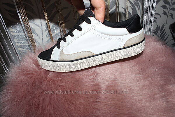 Zara кросівки 22.5 см устілка