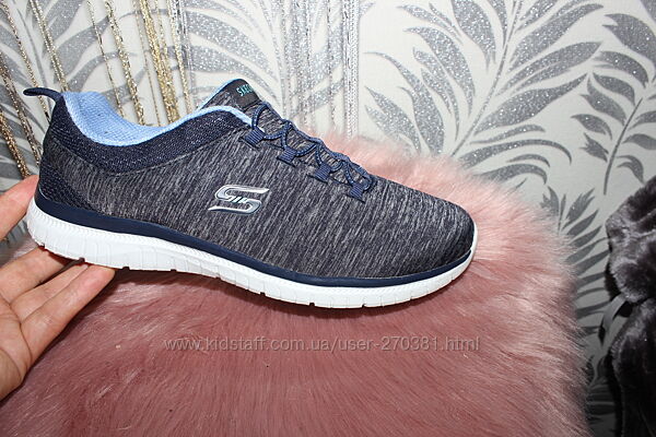 Skechers кросівки 24.8 см устілка