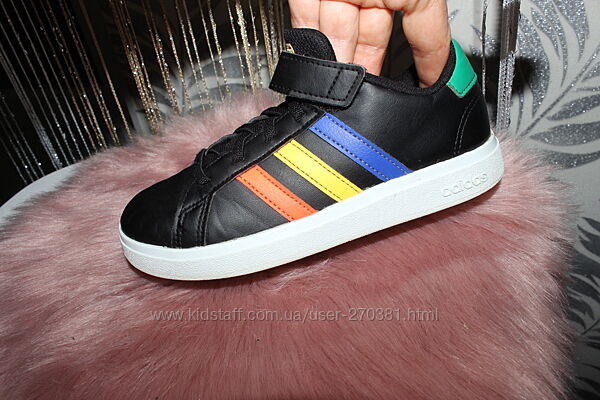Adidas кросівки 20.5 см устілка