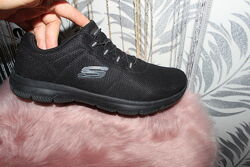 Skechers кросівки 26.8 см устілка